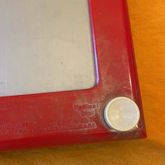 Vintage Etch a sketch - Picture 3 of 4